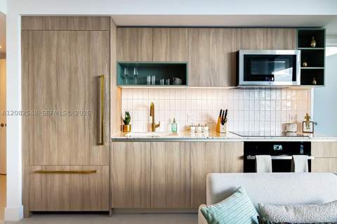 159 NE 6th St 4305, Miami FL - photo 7 of 39
