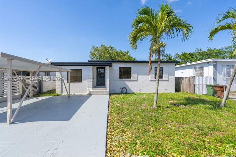 3 bedroom SingleFamilyResidence at 739 W 30th St, 2nd Rev Pl Of Industrial, Hialeah — photo 2