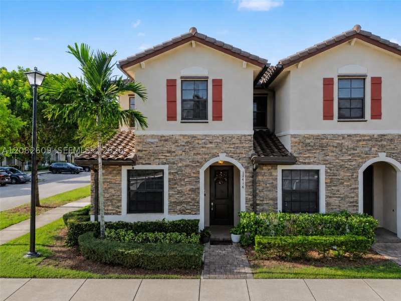 3 bedroom Townhouse at 11416 SW 248th Ter, Coco Palm Estates, Homestead — photo 1