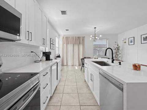 11416 SW 248th Ter, Homestead FL - photo 15 of 38