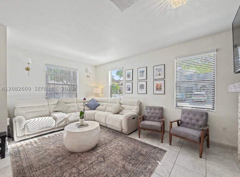 3 bedroom Townhouse at 11416 SW 248th Ter, Coco Palm Estates, Homestead — photo 5