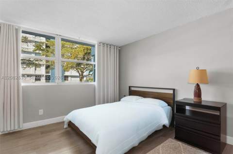 16558 NE 26th Ave 2G, North Miami Beach FL - photo 16 of 19