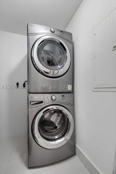 1900 N Bayshore Dr 2111, Miami FL - photo 22 of 43