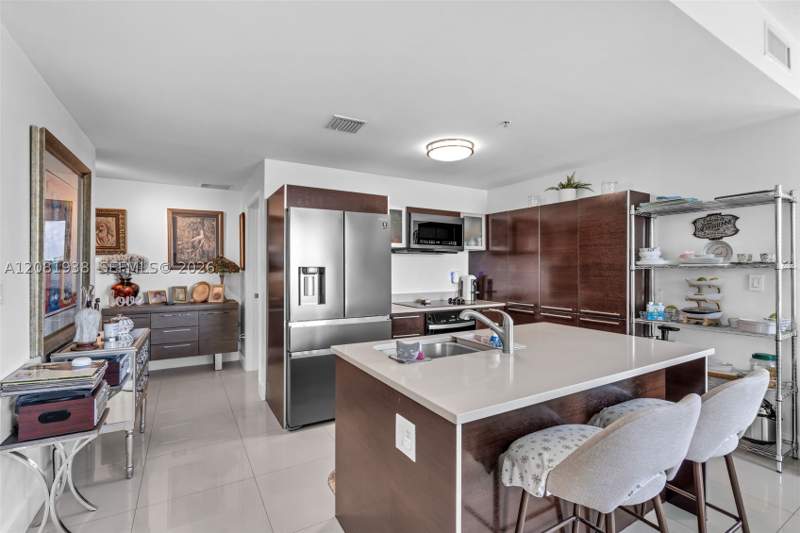 2 bedroom Condominium at 1900 N Bayshore Dr 2111, Quantum On The Bay Condo, Miami — photo 3