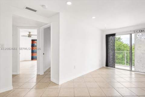 1975 Normandy Dr 303, Miami Beach FL - photo 12 of 21