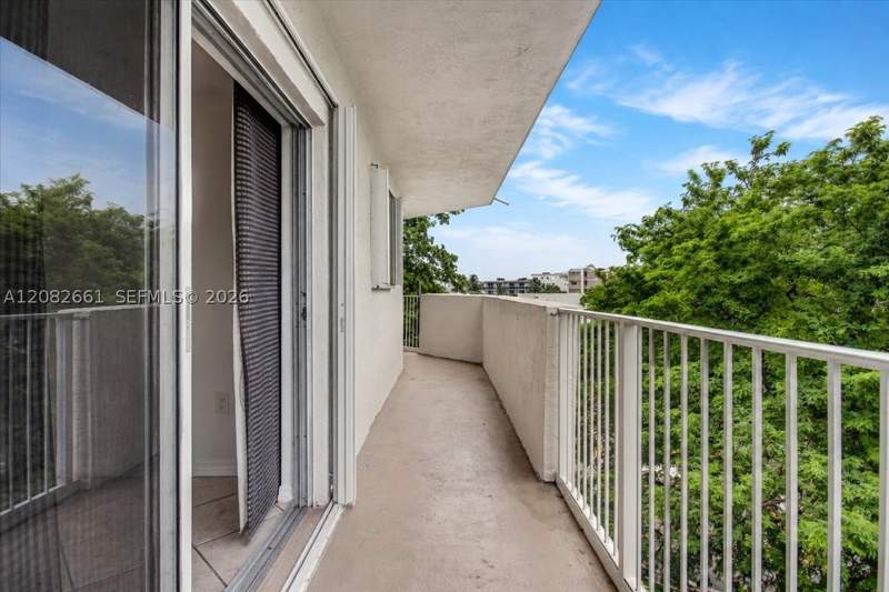 2 bedroom Condominium at 1975 Normandy Dr 303, The Normandy Condo, Miami Beach — photo 4