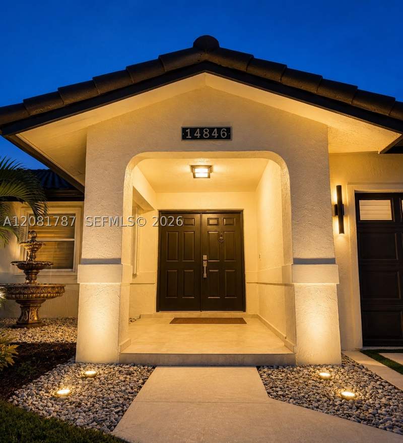 5 bedroom SingleFamilyResidence at 14846 SW 168th Ter, G B Estates, Miami — photo 2