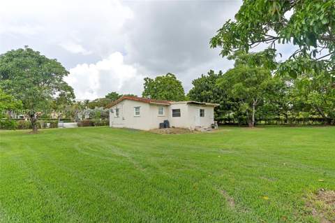 381 SW 127th Ave, Miami FL - photo 16 of 27
