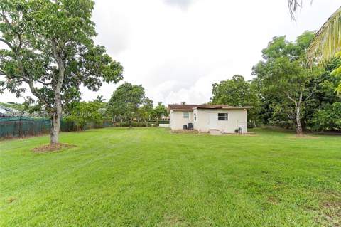 381 SW 127th Ave, Miami FL - photo 17 of 27