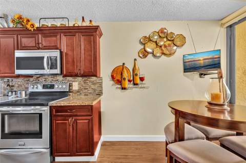 450 NW 214th St 102-16, Miami Gardens FL - photo 19 of 33