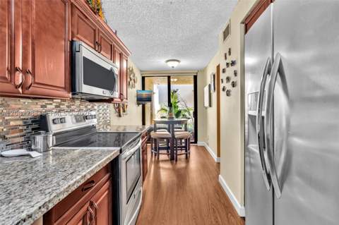 450 NW 214th St 102-16, Miami Gardens FL - photo 23 of 33
