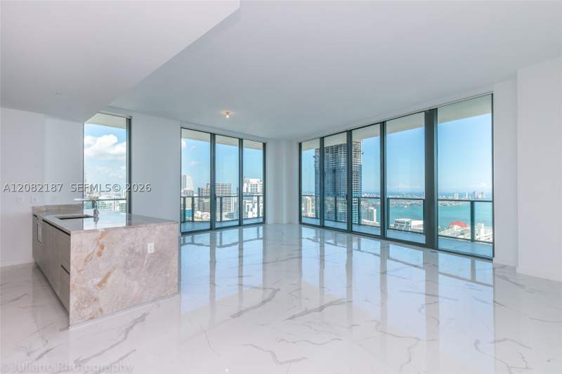 3 bedroom Condominium at 1300 S Miami Ave Ph5101, 1300 S Miami Avenue Condo, Miami — photo 2