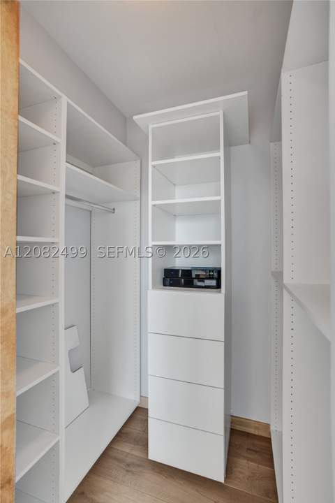 325 S Biscayne Blvd 1423, Miami FL - photo 16 of 44