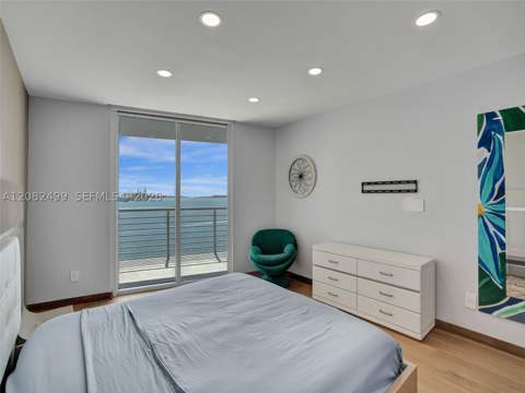 325 S Biscayne Blvd 1423, Miami FL - photo 22 of 44