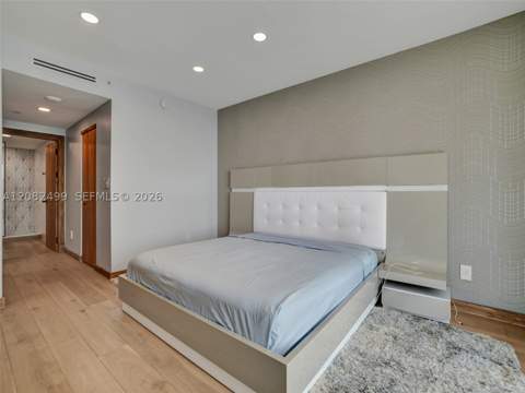 325 S Biscayne Blvd 1423, Miami FL - photo 23 of 44