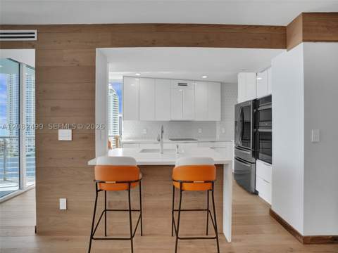 325 S Biscayne Blvd 1423, Miami FL - photo 6 of 44
