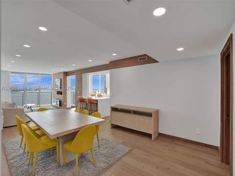 325 S Biscayne Blvd 1423, Miami FL - photo 9 of 44