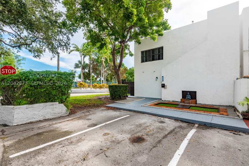2 bedroom Townhouse at 7101 SW 113th Ave, Snapper Creek Townhouses, Miami — photo 1