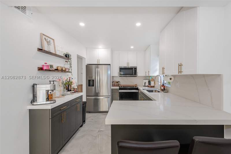 2 bedroom Townhouse at 7101 SW 113th Ave, Snapper Creek Townhouses, Miami — photo 5
