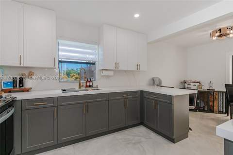 7101 SW 113th Ave, Miami FL - photo 6 of 30