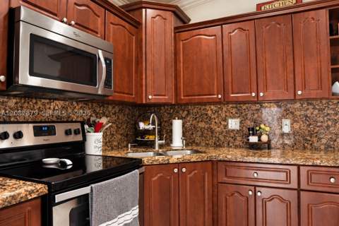 7001 W 35th Ave 290, Hialeah FL - photo 7 of 17