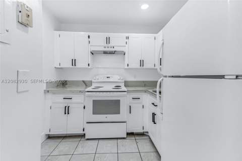 6825 W Flagler St 202, Miami FL - photo 14 of 42