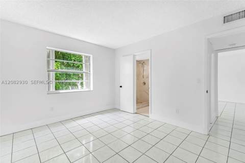 6825 W Flagler St 202, Miami FL - photo 22 of 42