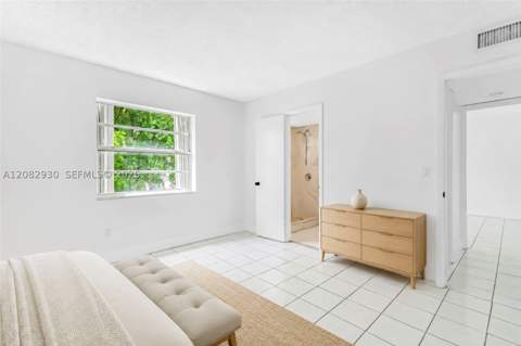 6825 W Flagler St 202, Miami FL - photo 23 of 42