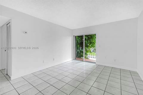 6825 W Flagler St 202, Miami FL - photo 8 of 42