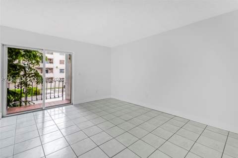 6825 W Flagler St 202, Miami FL - photo 9 of 42