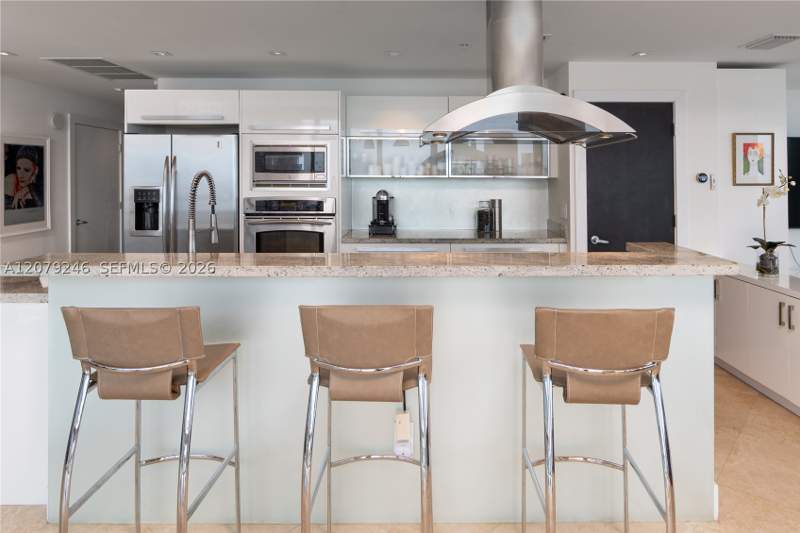 2 bedroom Condominium at 601 NE 36th St 1412, Blue Condo, Miami — photo 4