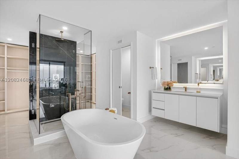 4 bedroom Condominium at 700 NE 24th Street 5202, Aria Reserve, Miami — photo 5
