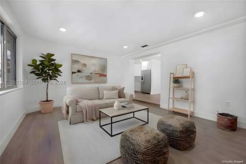 12010 SW 177th Ter, Miami FL - photo 11 of 37