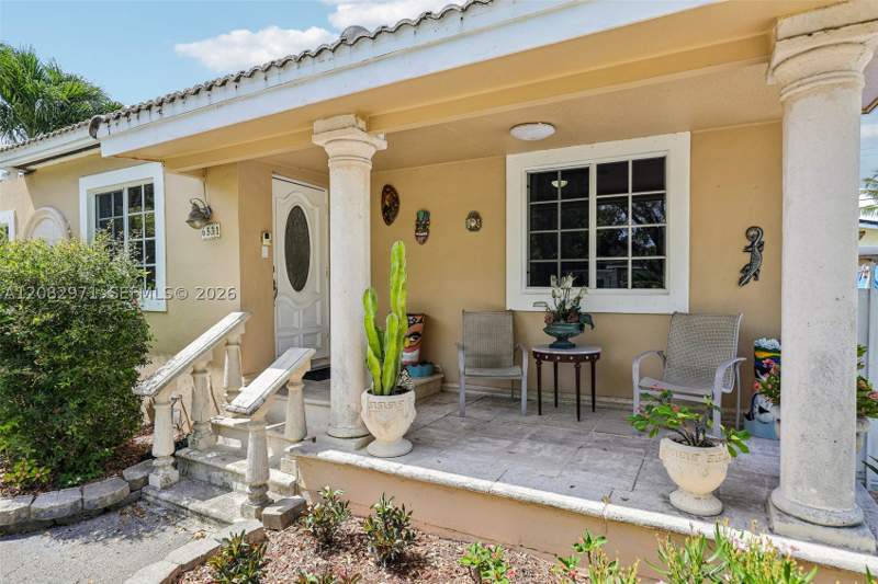 3 bedroom SingleFamilyResidence at 6531 SW 20th St, Ivywild, West Miami — photo 5