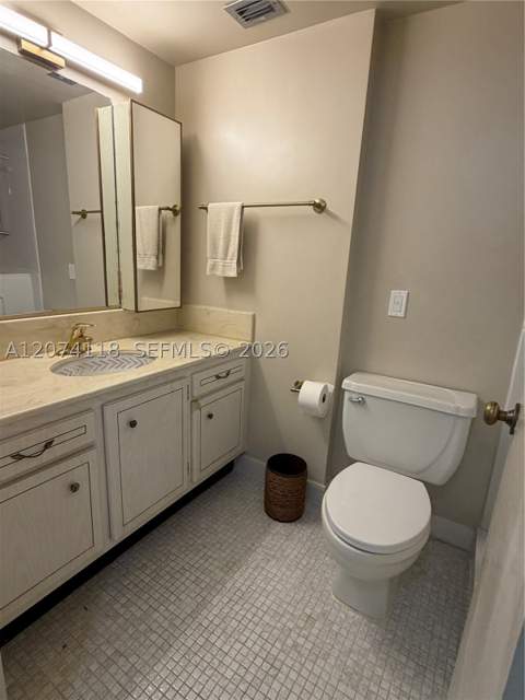18011 Biscayne Blvd 905, Aventura FL - photo 14 of 40