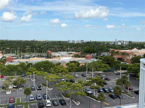18011 Biscayne Blvd 905, Aventura FL - photo 22 of 40