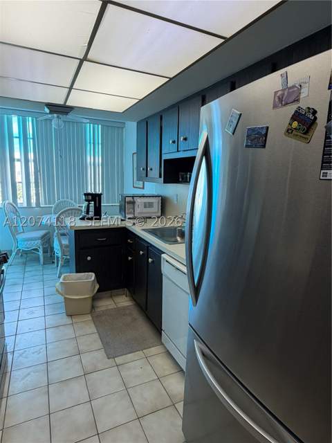 18011 Biscayne Blvd 905, Aventura FL - photo 8 of 40