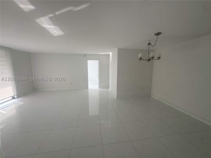2 bedroom Condominium at 625 Biltmore Way 1103, Gables Plaza Condo, Coral Gables — photo 5