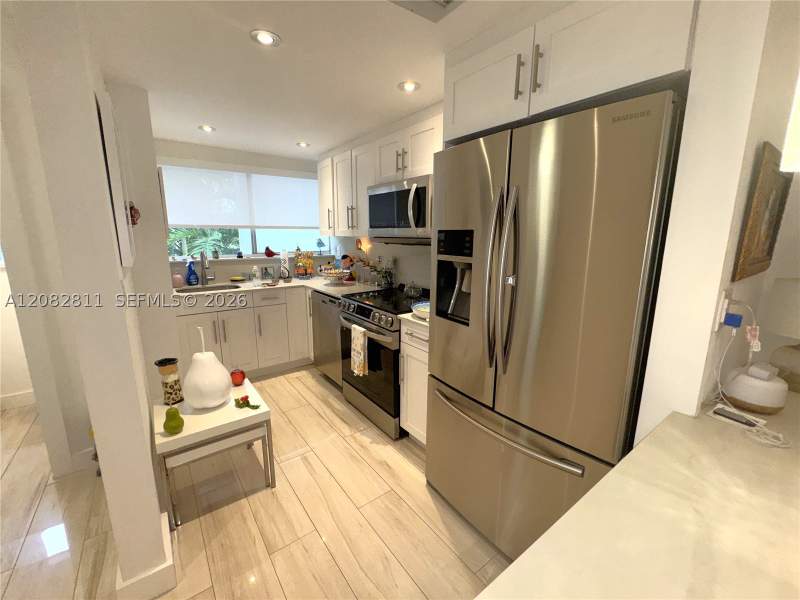 2 bedroom Townhouse at 1910 SW 17th Ave 8, La Arboleda Condo, Miami — photo 4