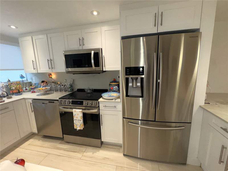 2 bedroom Townhouse at 1910 SW 17th Ave 8, La Arboleda Condo, Miami — photo 5