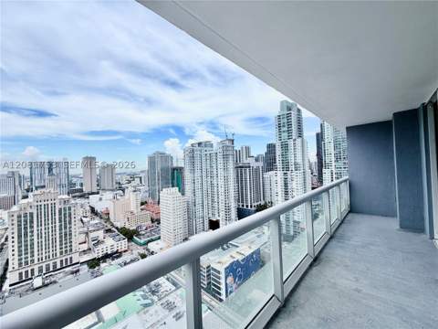 50 Biscayne Blvd 3211, Miami FL - photo 14 of 36