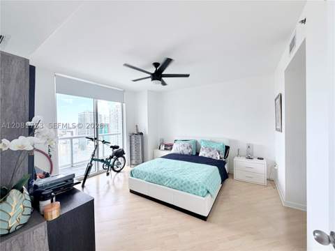 50 Biscayne Blvd 3211, Miami FL - photo 8 of 36