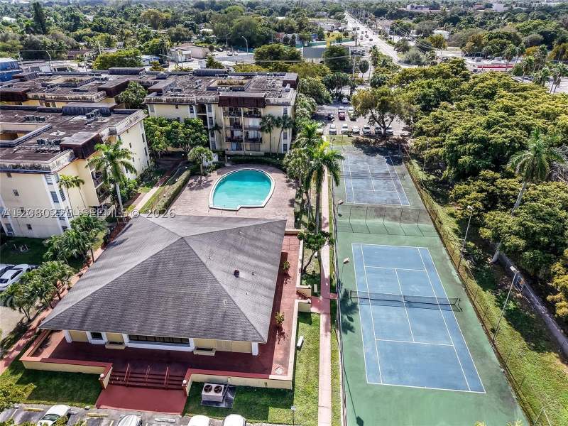 2 bedroom Condominium at 11905 NE 2nd Ave C204, Capri Gardens Condo, North Miami — photo 4