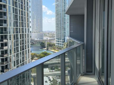 77 SE 5th 1611, Miami FL - photo 10 of 38