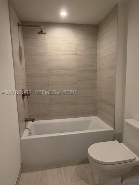 77 SE 5th 1611, Miami FL - photo 13 of 38