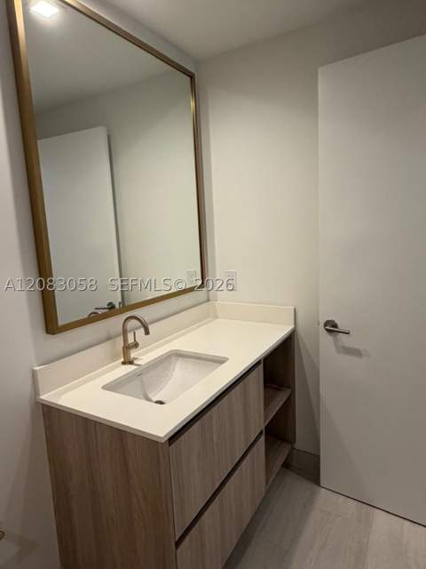 77 SE 5th 1611, Miami FL - photo 14 of 38