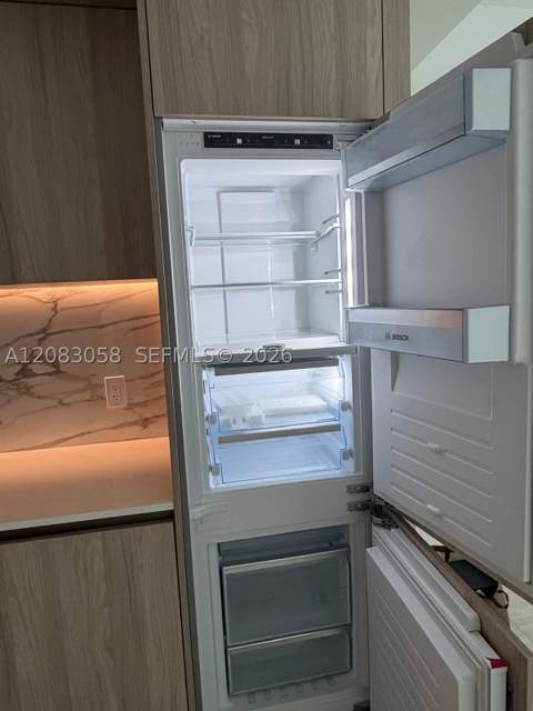 77 SE 5th 1611, Miami FL - photo 17 of 38