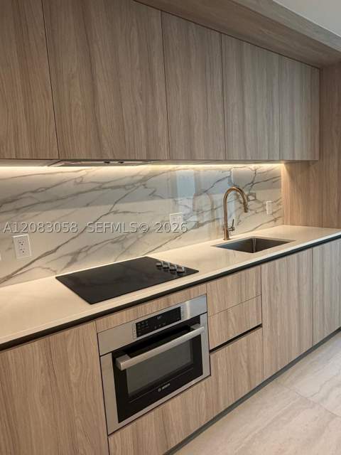 77 SE 5th 1611, Miami FL - photo 20 of 38