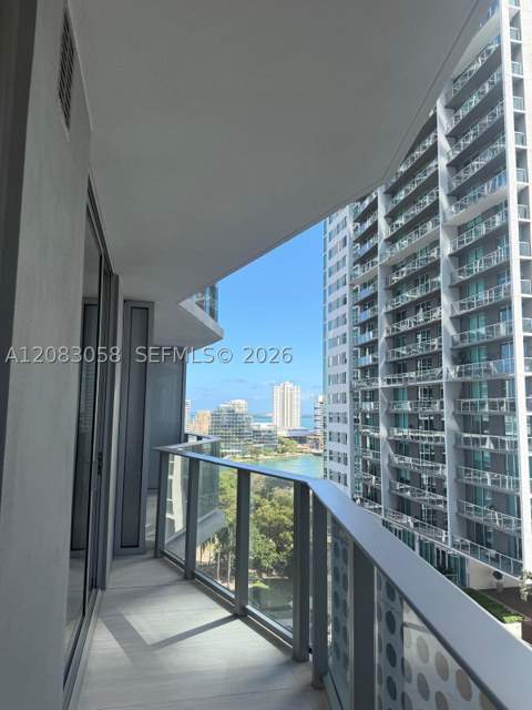 77 SE 5th 1611, Miami FL - photo 7 of 38