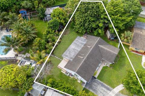 7159 SW 148th Pl, Miami FL - photo 12 of 44